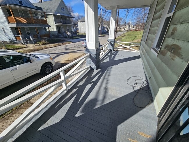 Building Photo - 8023 Kosciuszko Ave