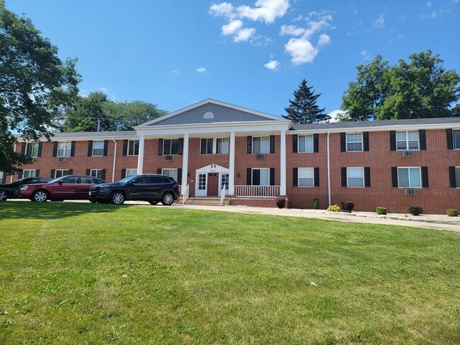 Interior Photo - Appleton Avenue Apartments
