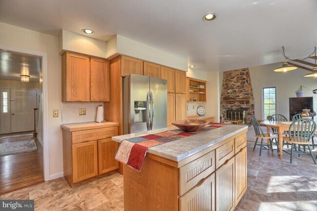 Building Photo - 129 Dunharrow Dr