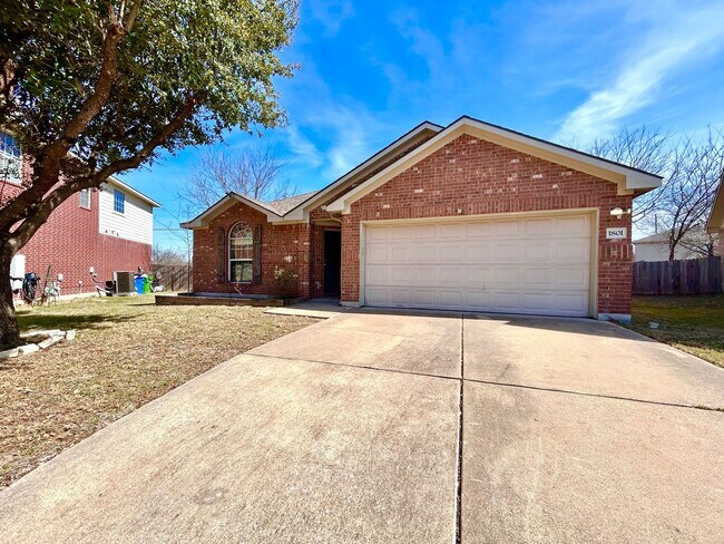 Building Photo - 1801 Rachel Ln