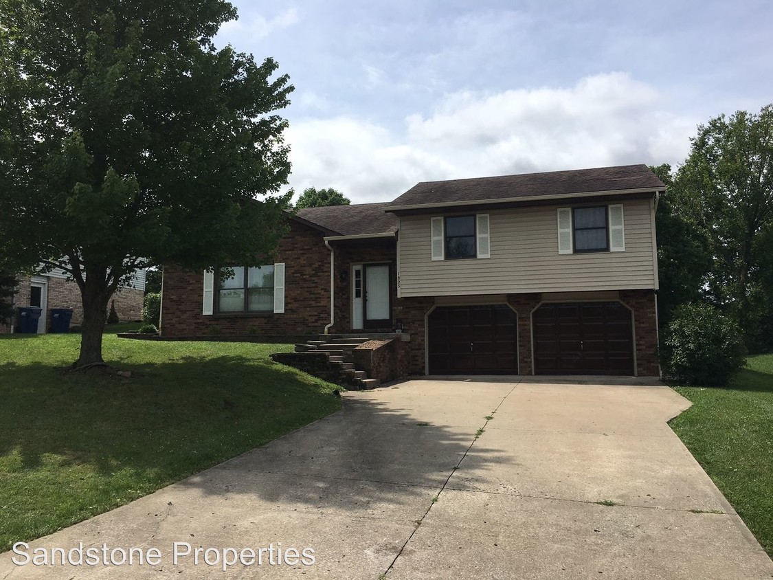Foto principal - 1823 Cedar Ridge Rd