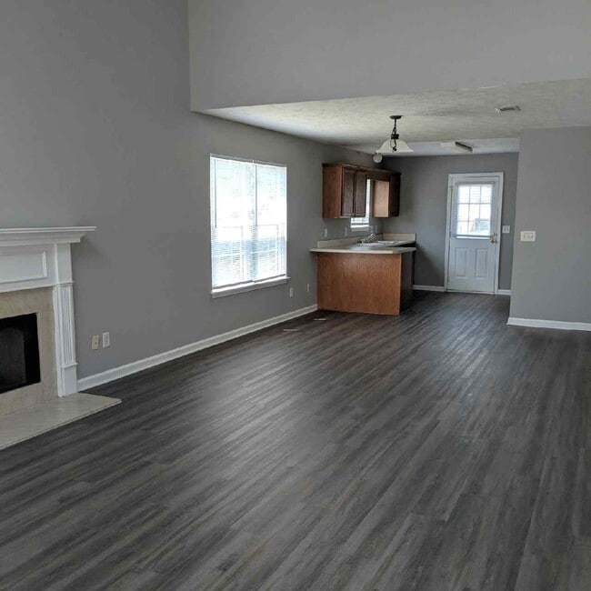 Building Photo - 6017 Eden Ln