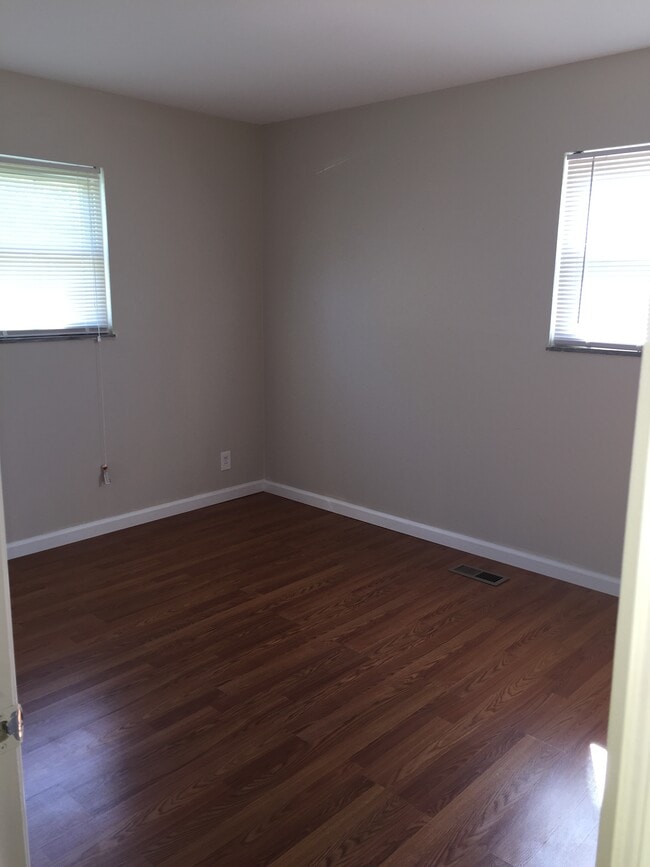 Foto del edificio - 7004 Monongahela Dr