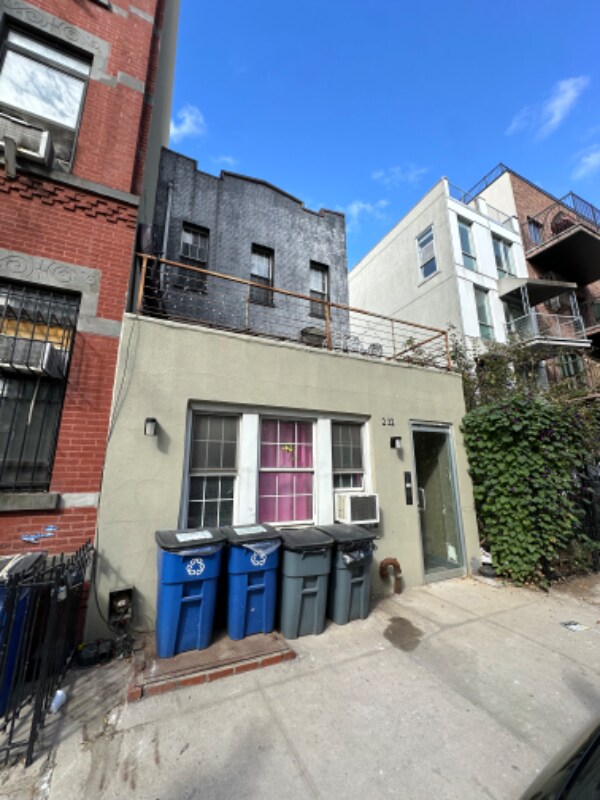 Foto principal - 232 Spencer St