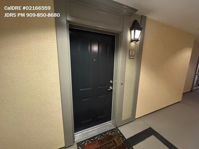 Foto del edificio - Irvine 1 Bedroom Condo