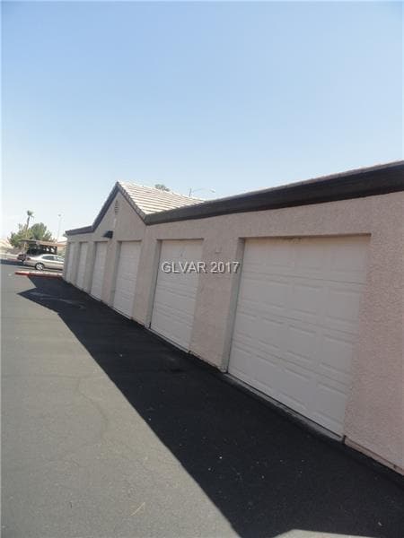 Building Photo - 555 E Silverado Ranch Blvd