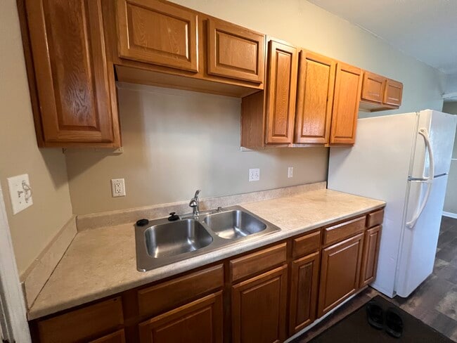 Building Photo - 1012 Belaire Ave