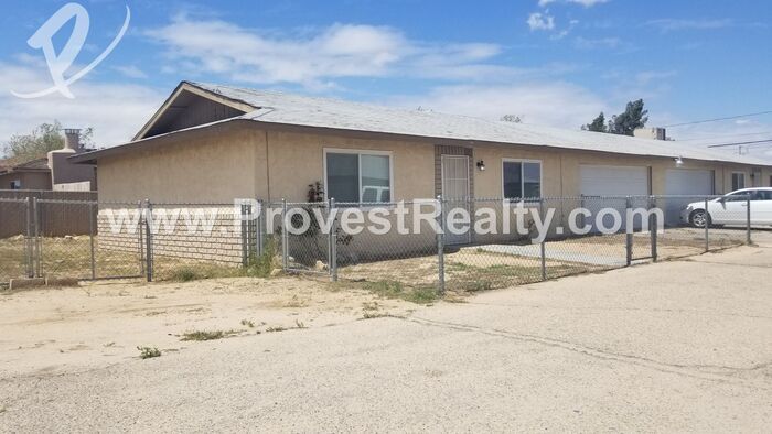 Hesperia Duplex!!! - Apartment for Rent in Hesperia, CA 