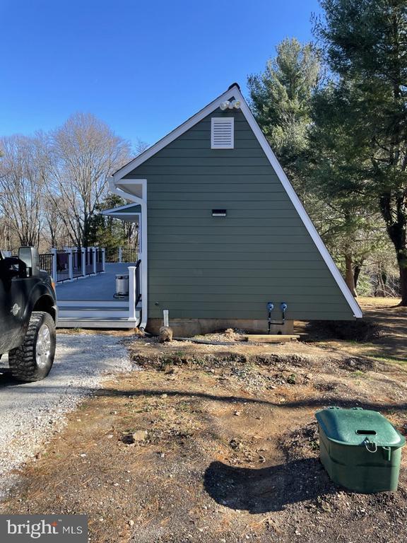 Foto del edificio - 12405 Falls Rd