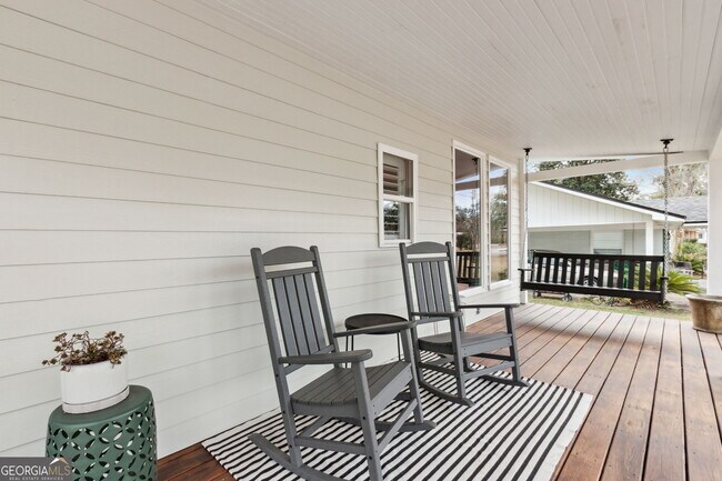 Foto del edificio - 208 Bishop Cir