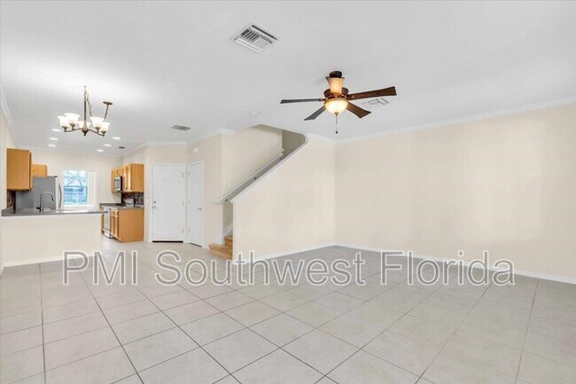 Building Photo - 3740 Circle Dr E