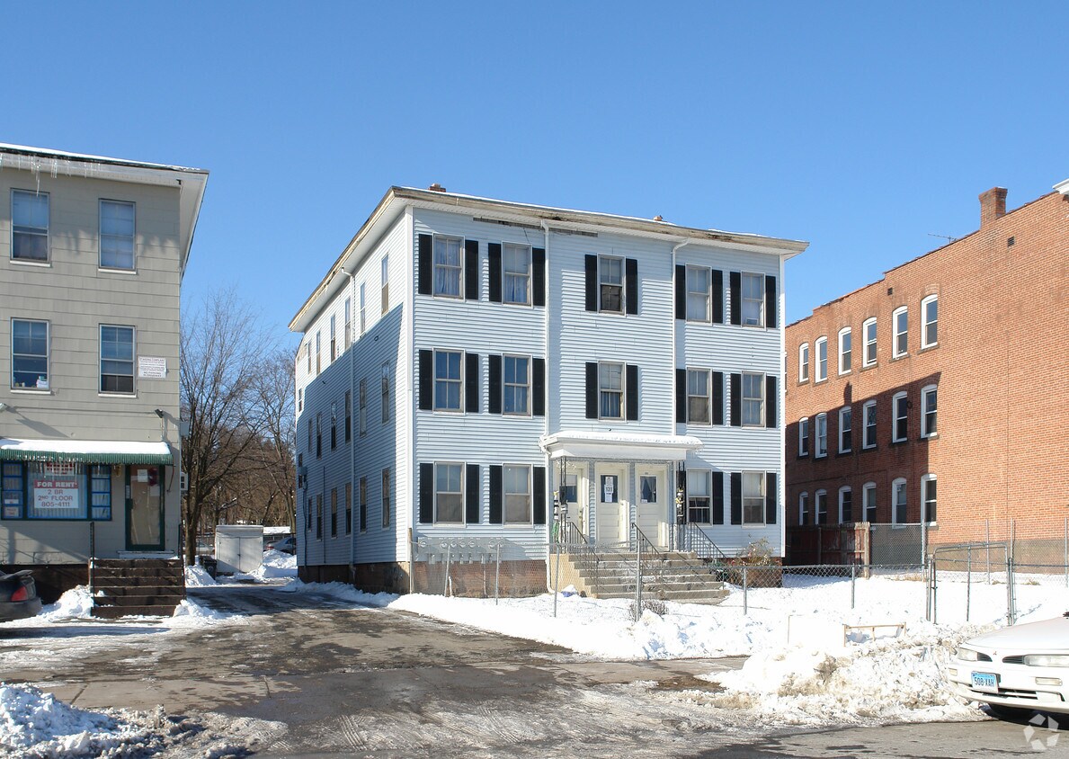 131 Franklin Ave, Hartford, CT 06114 Apartments in Hartford, CT