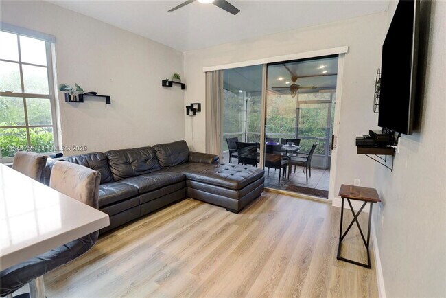 Building Photo - 1706 NW 78th Way