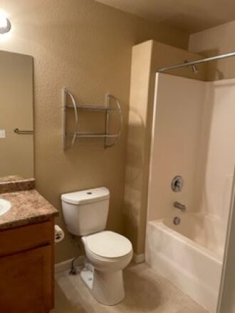 Building Photo - 7084 Ash Creek Heights
