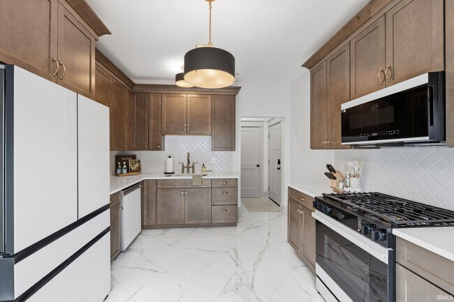 Foto del edificio - 1122 S Fess Ave