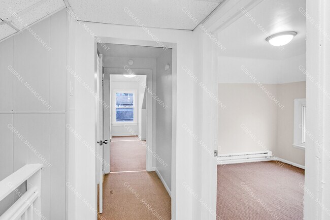 Foto del edificio - 2302 N Oakley St