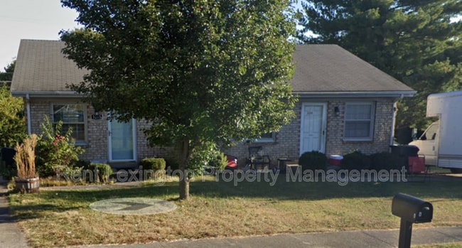 Building Photo - 3215 Aqueduct Dr