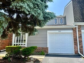 Building Photo - 363 Vita Dr