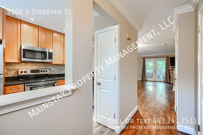 Building Photo - 1106 S Streeper St