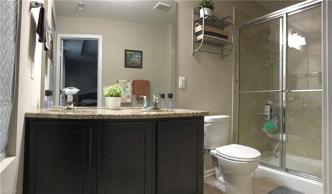 Foto del edificio - 6126 N Pointe Dr