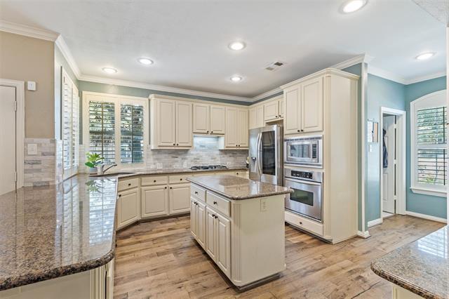 Foto del edificio - 613 Heatherglen Dr