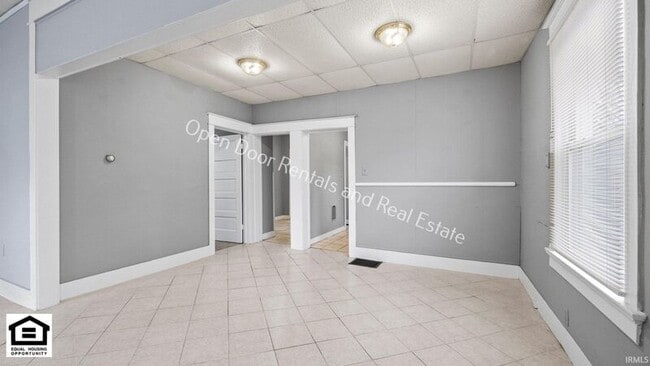 Foto del edificio - 412 Archer Ave