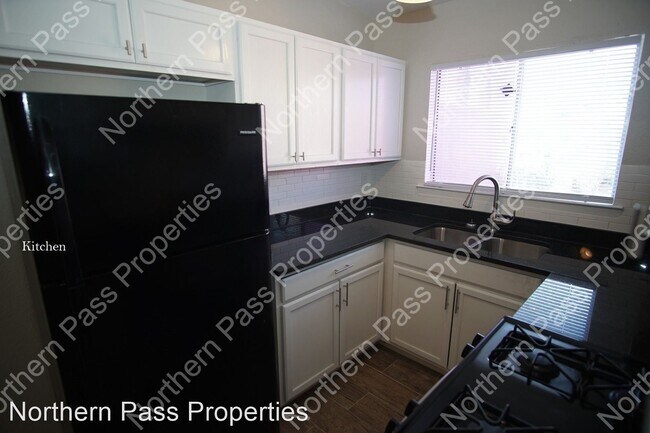 Building Photo - 4 br, 2 bath House - 862 Barandal