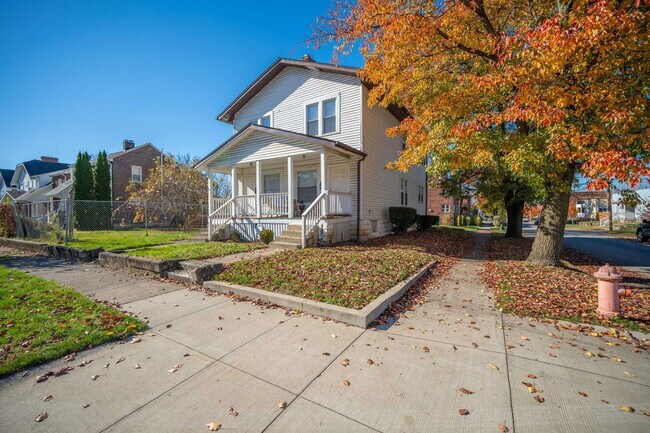 Foto del edificio - 1451 N 6th St