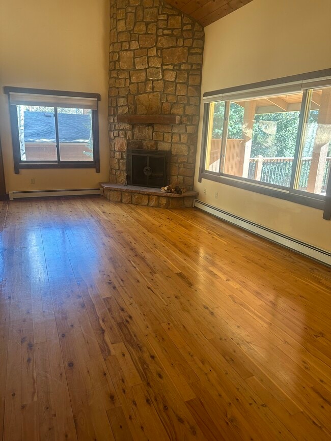 Building Photo - 4098 Timbervale Dr