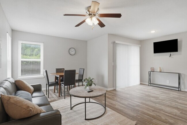Foto del edificio - 324 Peach Creek Crescent