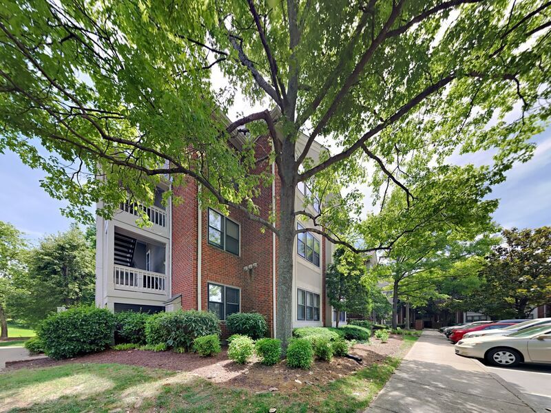 Primary Photo - 702 Arkland Pl