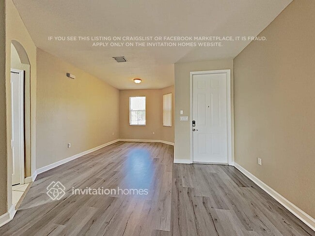 Foto del edificio - 11390 NW 83rd Way