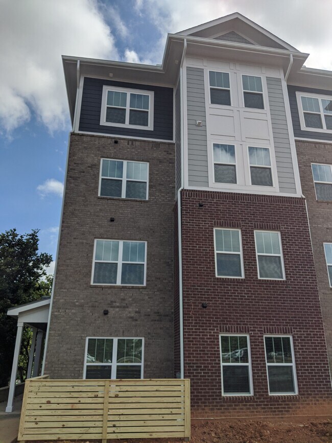 Pleasantburg Senior Apartments Greenville Sc Apartments Com