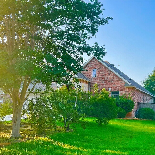 Foto del edificio - 6 Dragon Hill Pl