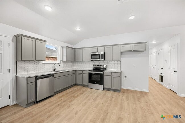 Building Photo - 503 Bonnie Dr