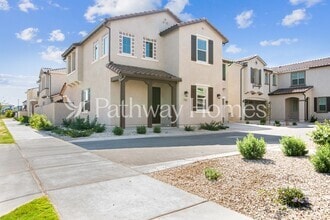 Building Photo - 9915 E Tiburon Ave