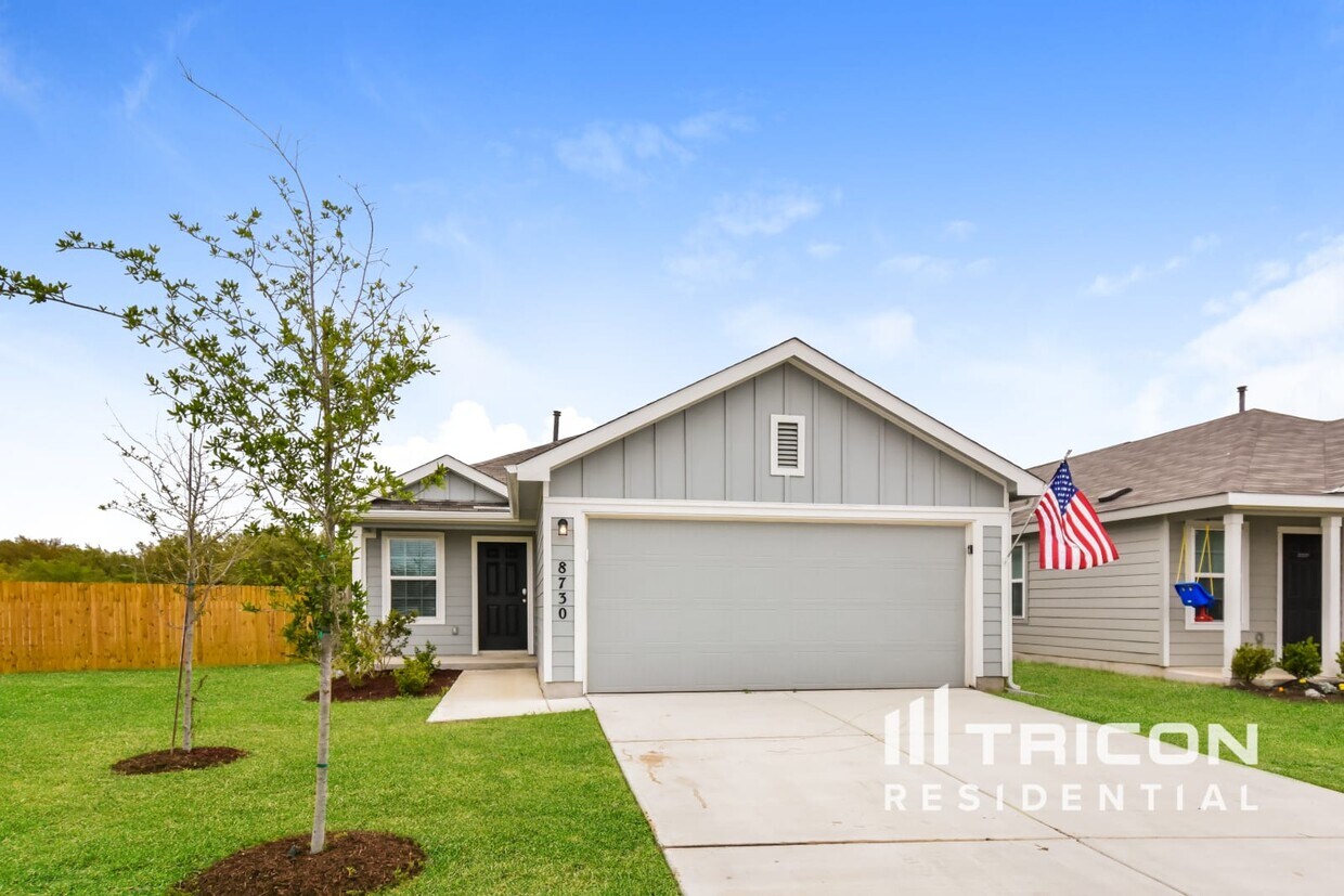 Foto principal - 8730 Segura Wy