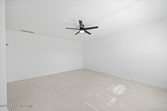 Foto del edificio - 154 Crescent Beach Dr
