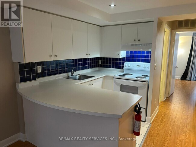 Photo du bâtiment - 415 Jarvis St