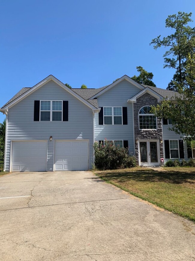 Building Photo - Stunning 4-Bedroom Home in Decatur – Move-...