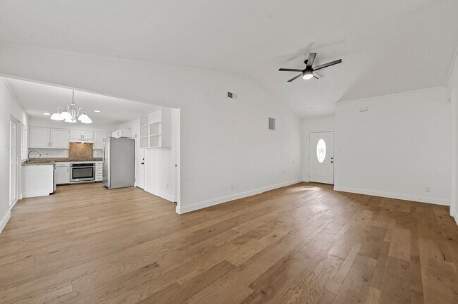Foto del edificio - 2029 Greenwood Rd