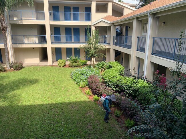 Foto del edificio - 7210 Westpointe Blvd