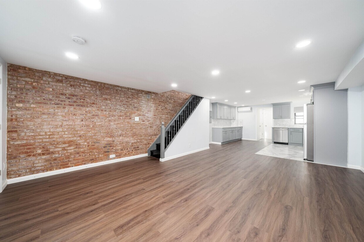 Foto principal - 258 Suydam Ave