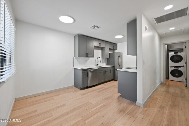 Foto del edificio - 4103 E Moreland St