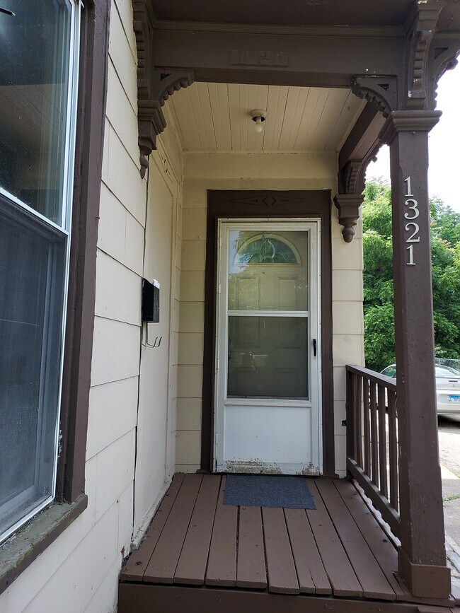 Building Photo - 1321 West St