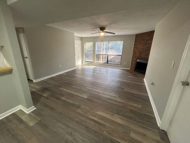 Foto del edificio - 3609 Juneau Rd