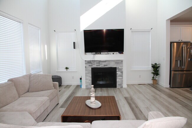 Foto del edificio - 2985 Furthermore Ln