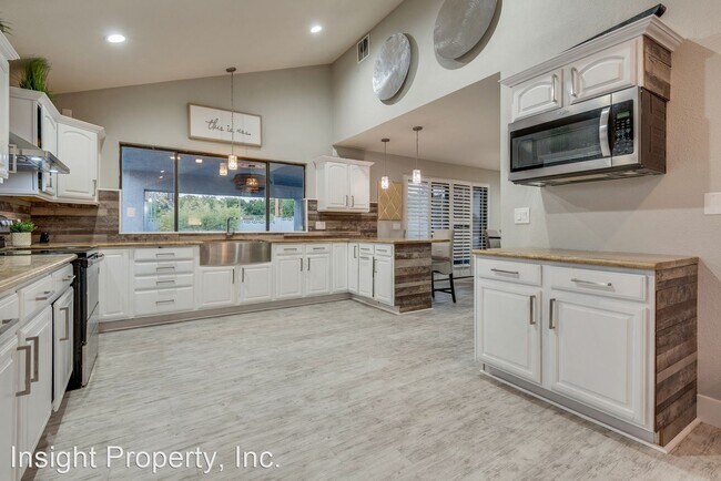 Building Photo - 4 br, 2 bath House - 1709 Valmora St.