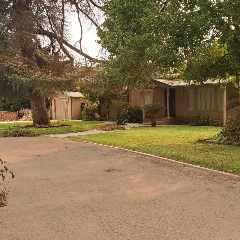 Building Photo - 8031 Crawford Ave