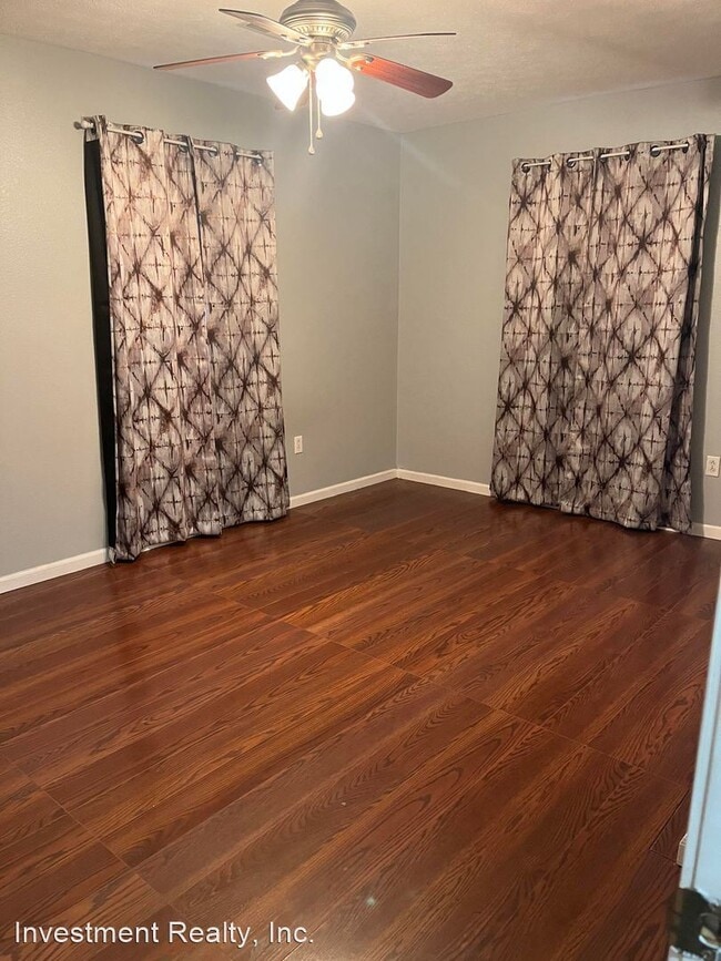 Building Photo - 2 br, 1 bath House - 27505 Status Dr